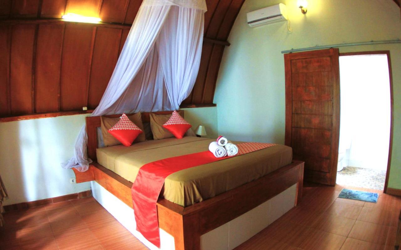 Florine'S Garden Hotel Gili Air Exterior photo
